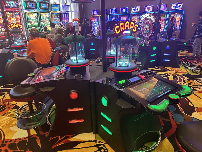 2023/02(February)/A-Basin-Skiing/800x600_2023-03-05-Idaho-Springs-09-Casino-Craps-Table.JPG