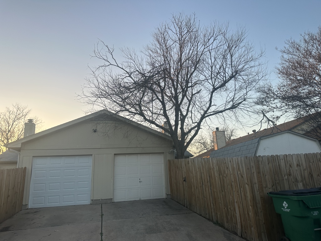 2023/02(February)/Ice-storm-Texas-Trees-down/1024x768_2023-02-05-Texas-Ice-Storm-04.JPG