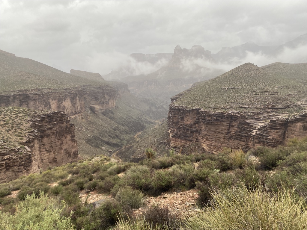 2023-03-15-Grand-Canyon-Crew8787-205-rainy-day.jpg