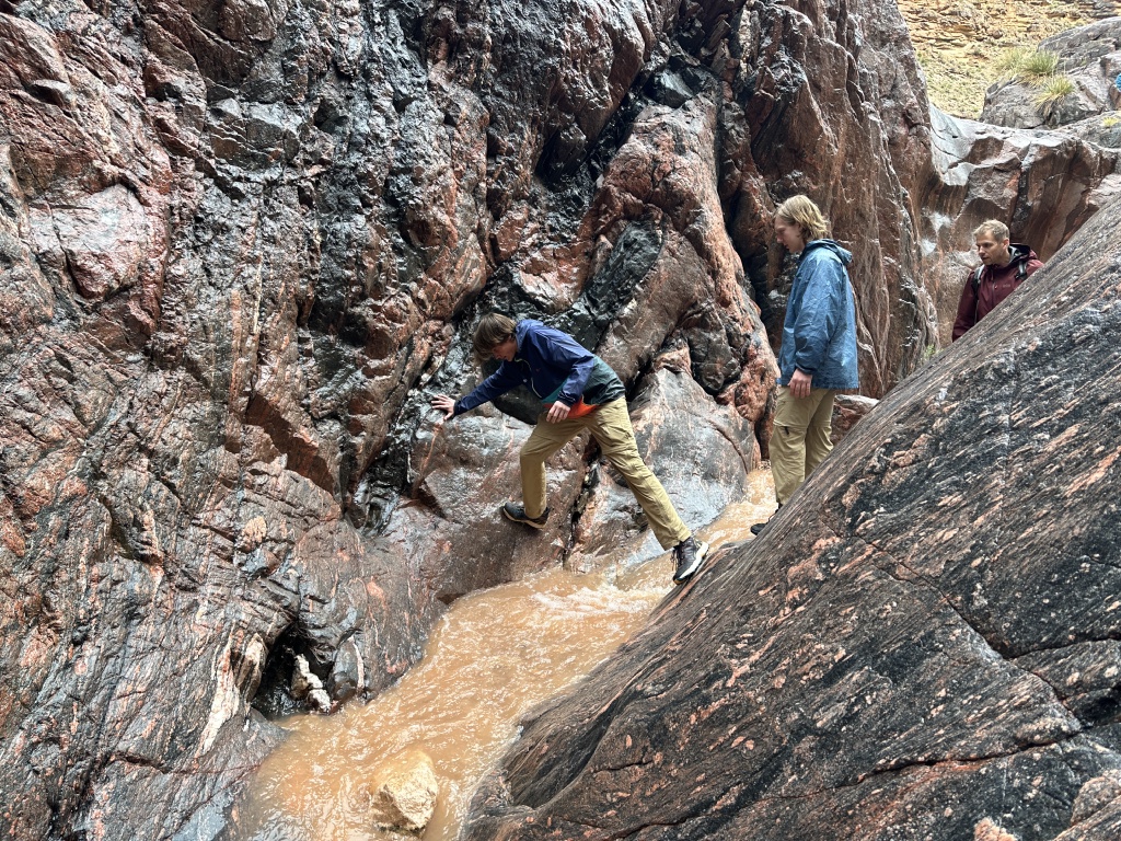 2023-03-15-Grand-Canyon-Crew8787-252-slot-canyon-Charlie-Truman-Ben.JPG