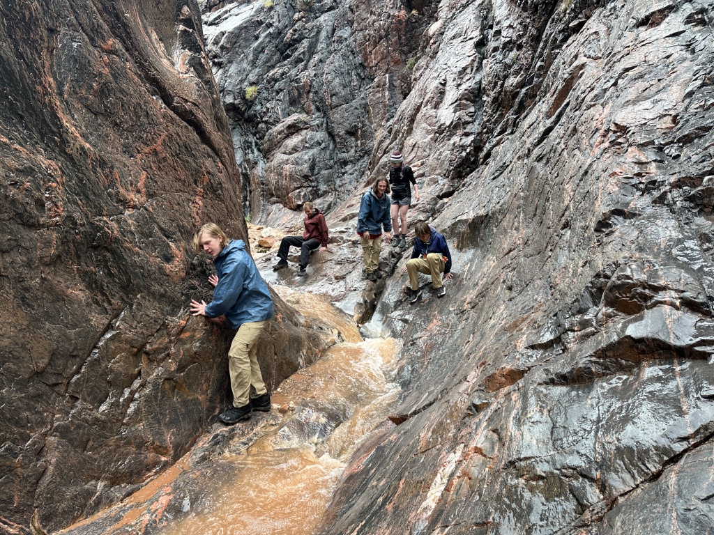 2023-03-15-Grand-Canyon-Crew8787-270-slot-canyon-Truman-Ben-Quade-Clare-Charlie.JPG