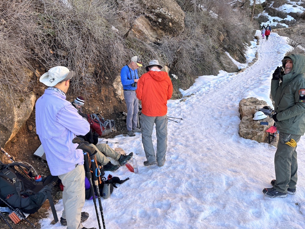 2023/03(March)/Grand-Canyon-Crew-8787/1024x768_2023-03-17-Grand-Canyon-Crew8787-426-Ben-Carl-rock-blasting-wait.JPG