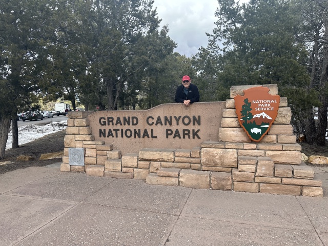 2023/03(March)/Grand-Canyon-Crew-8787/640x480_2023-03-12-Grand-Canyon-Crew8787-028-Carl.JPG