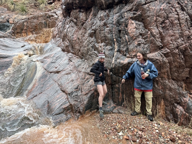 2023/03(March)/Grand-Canyon-Crew-8787/640x480_2023-03-15-Grand-Canyon-Crew8787-244-slot-canyon-Clare-Quade.JPG