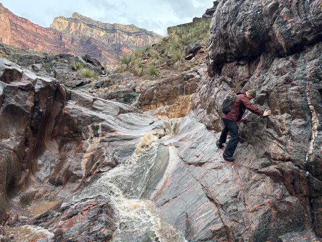 2023-03-15-Grand-Canyon-Crew8787-249-slot-canyon-Ben.JPG