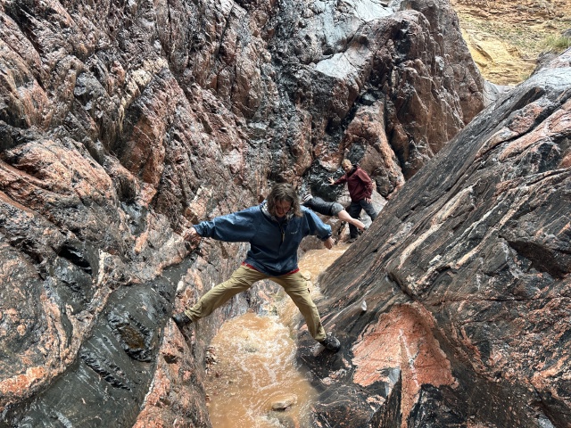 2023-03-15-Grand-Canyon-Crew8787-263-slot-canyon-Quade-Carl-Ben.JPG