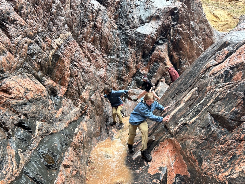 2023-03-15-Grand-Canyon-Crew8787-261-slot-canyon-Clare-Ben-Truman-Quade.JPG