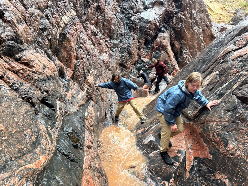 2023-03-15-Grand-Canyon-Crew8787-262-slot-canyon-Quade-Clare-Ben.JPG