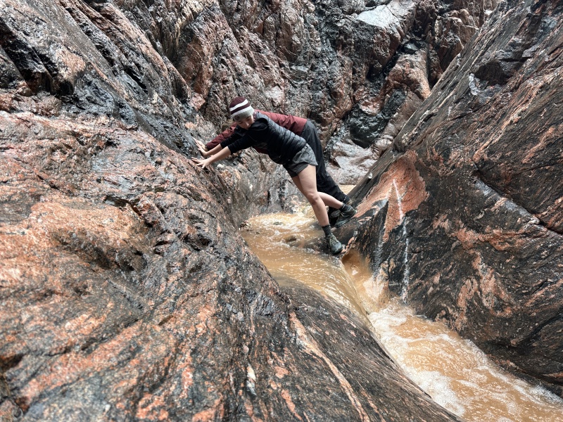 2023-03-15-Grand-Canyon-Crew8787-268-slot-canyon-Clare-Ben.JPG