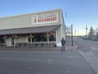 2023-03-18-Grand-Canyon-Crew8787-480-Ben-Pine-Country-Restaurant.JPG