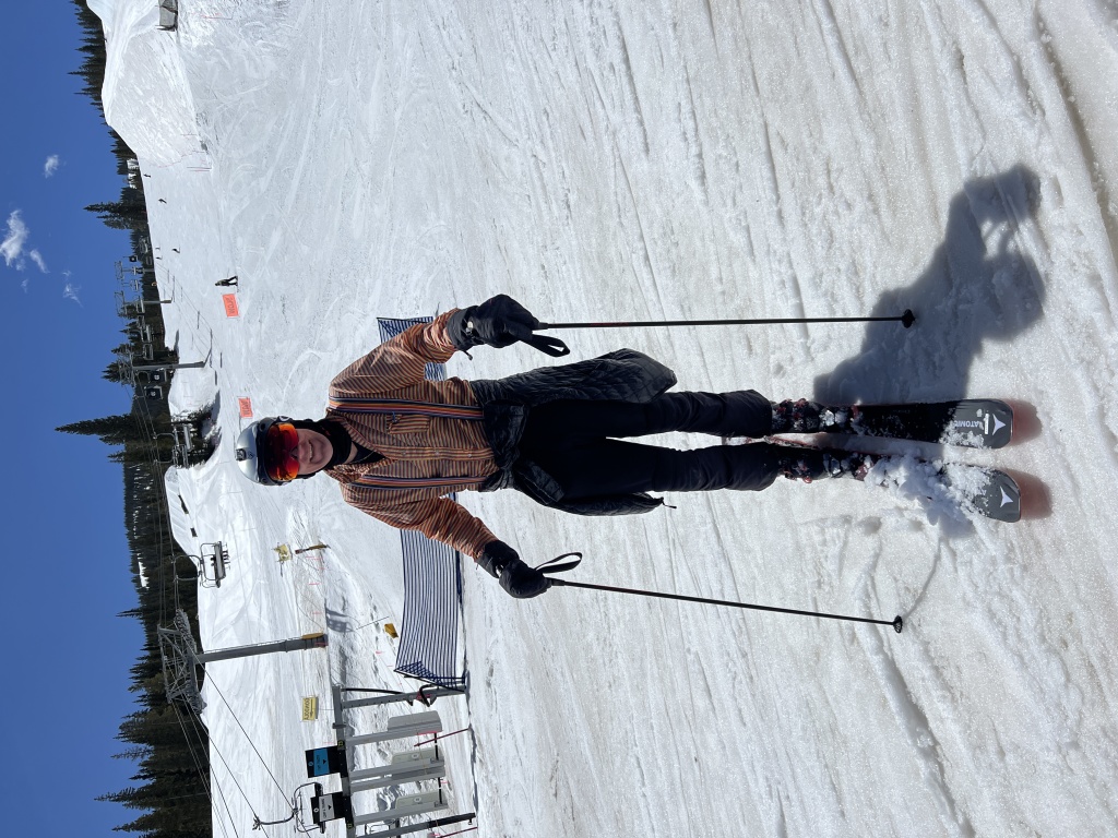 2023/04(April)/Colorado/1024x768_2023-04-30-Copper-Mountain-6-Travis.JPG