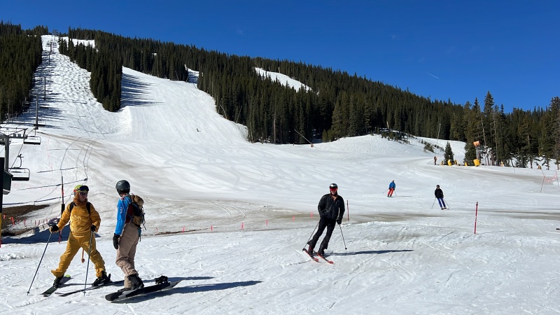 2023/04(April)/Colorado/800x600_2023-04-30-Copper-Mountain-1-Travis.JPG