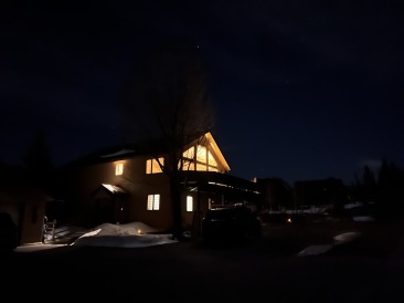2023-04-28-Breckenridge-House-starry-night-GOOD.JPG