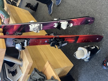 2023-04-29-New-Atomic-Skis-06.JPG