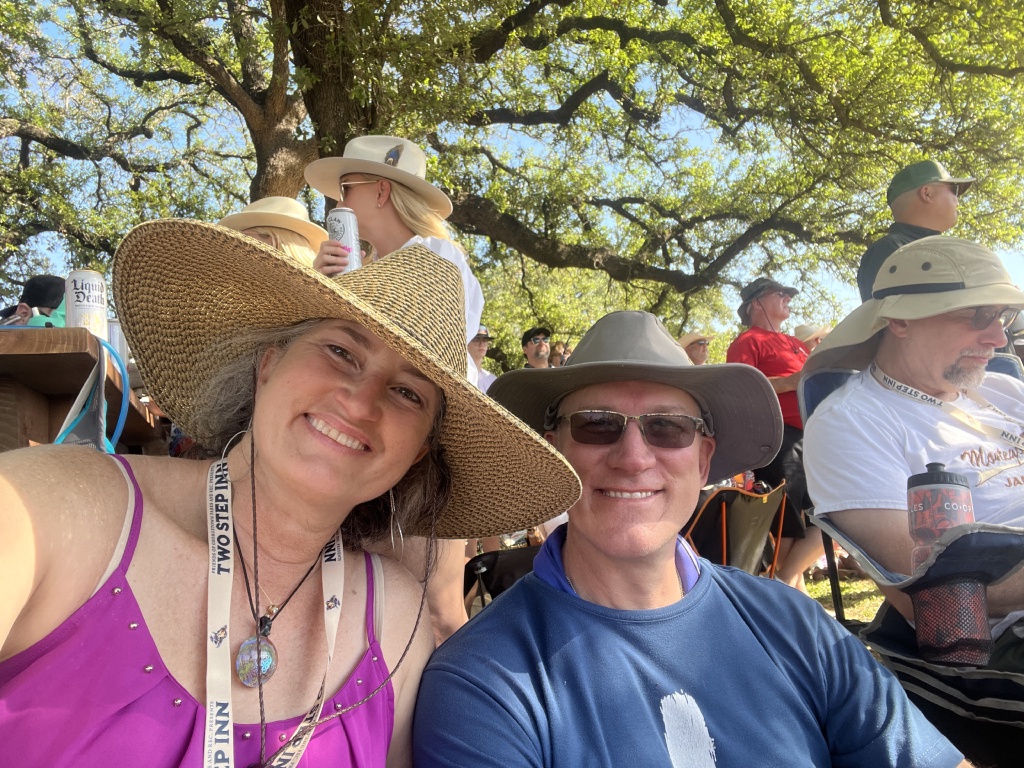 2023/04(April)/Two-StepInn-Festival-Georgetown-TX/1024x768_2023-04-15-Two-Step-Inn-Festival-15-Suzi-Travis.JPG