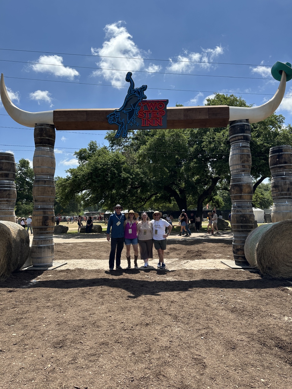 2023/04(April)/Two-StepInn-Festival-Georgetown-TX/1024x768_2023-04-15-Two-Step-Inn-Festival-23-Travis-Suzi-Marci-Ren.JPG