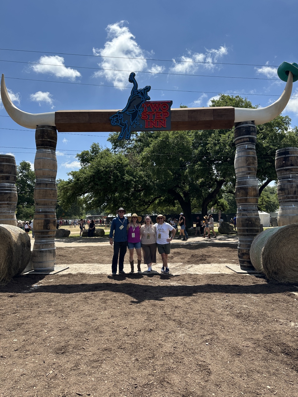 2023/04(April)/Two-StepInn-Festival-Georgetown-TX/1024x768_2023-04-15-Two-Step-Inn-Festival-24-Travis-Suzi-Marci-Ren.JPG