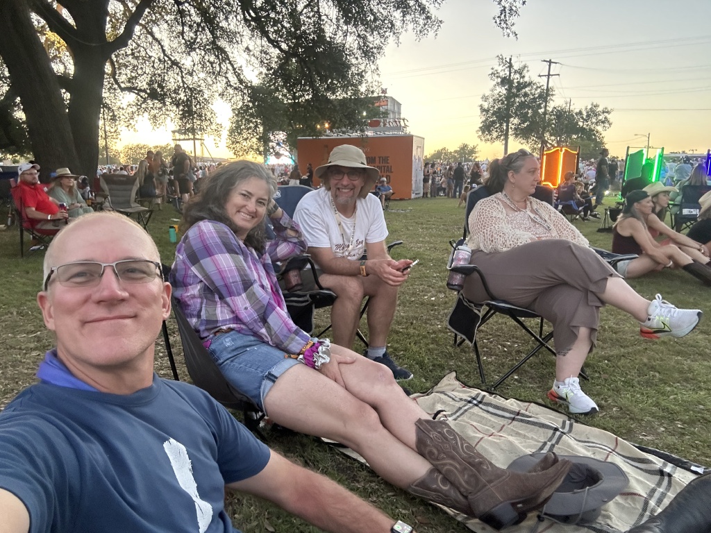 2023/04(April)/Two-StepInn-Festival-Georgetown-TX/1024x768_2023-04-15-Two-Step-Inn-Festival-30-Travis-Suzi-Marci-Ren.JPG