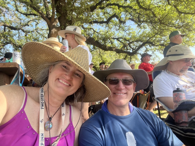 2023/04(April)/Two-StepInn-Festival-Georgetown-TX/640x480_2023-04-15-Two-Step-Inn-Festival-15-Suzi-Travis.JPG