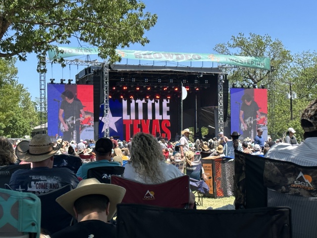 2023/04(April)/Two-StepInn-Festival-Georgetown-TX/640x480_2023-04-16-Two-Step-Inn-Festival-04-Little-Texas.JPG