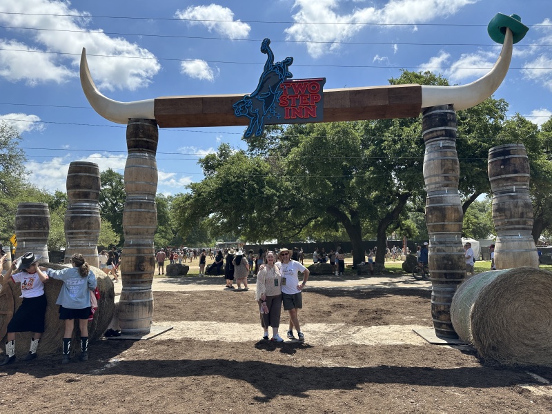 2023/04(April)/Two-StepInn-Festival-Georgetown-TX/800x600_2023-04-15-Two-Step-Inn-Festival-20-Ren-Marci.JPG