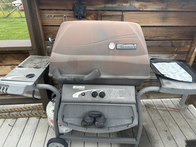 2023/05(May)/Colorado-House-Work/640x480_2023-06-05-Grill.JPG