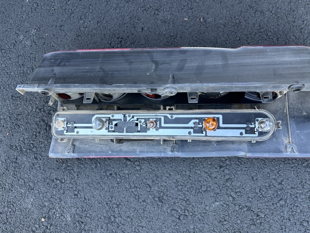 2023/05(May)/Colorado-House-Work/640x480_2023-09-13-Sprinter-brake-lights.JPG