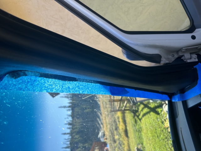 2023/05(May)/Colorado-House-Work/640x480_2023-09-20-Sprinter-black-stain-on-windshield-trim-2.JPG