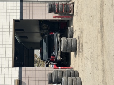 2023-05-23-summer-tire-swap-on-new-rims-3.JPG