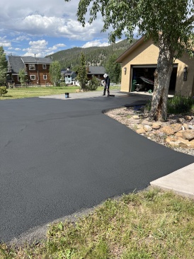 2023-07-07-Asphalt-Reseal-7-Travis.JPG
