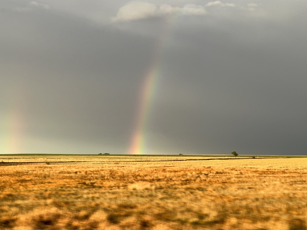 2023/05(May)/Colorado/1024x768_2023-05-17-Dumas-Rainbow-02.JPG