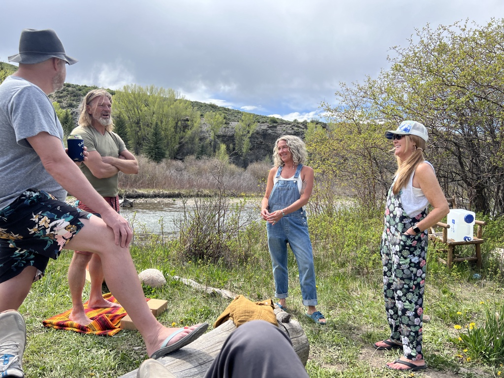 2023/05(May)/Colorado/1024x768_2023-05-27-Colorado-Bert-Bday-Camping-11-Gavin-Justin-Angie.JPG