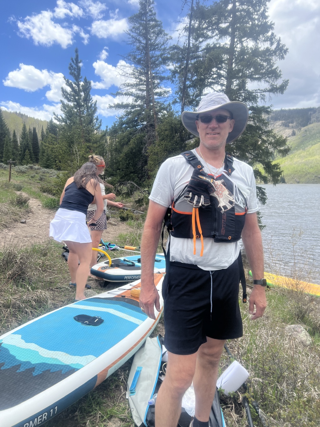 2023/05(May)/Colorado/1024x768_2023-05-28-Colorado-SUP-2-Justin-Lisa-Travis.JPG
