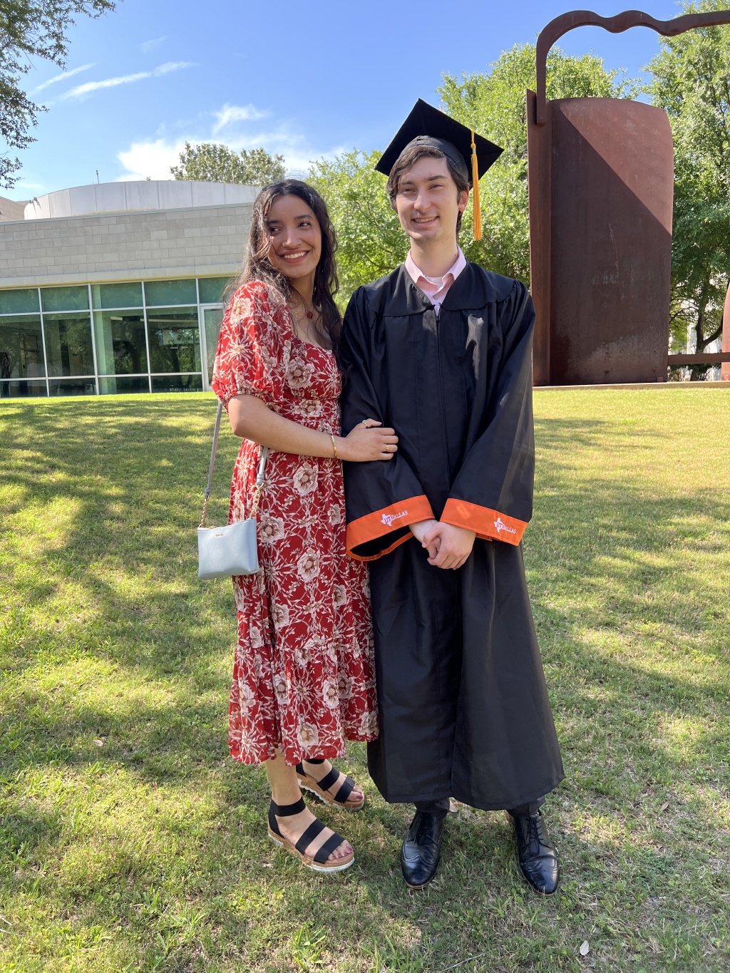 2023/05(May)/Dax-College-Graduation/1024x768_2023-05-17-Dax-UTD-College-Graduation-02-Aditi.JPG