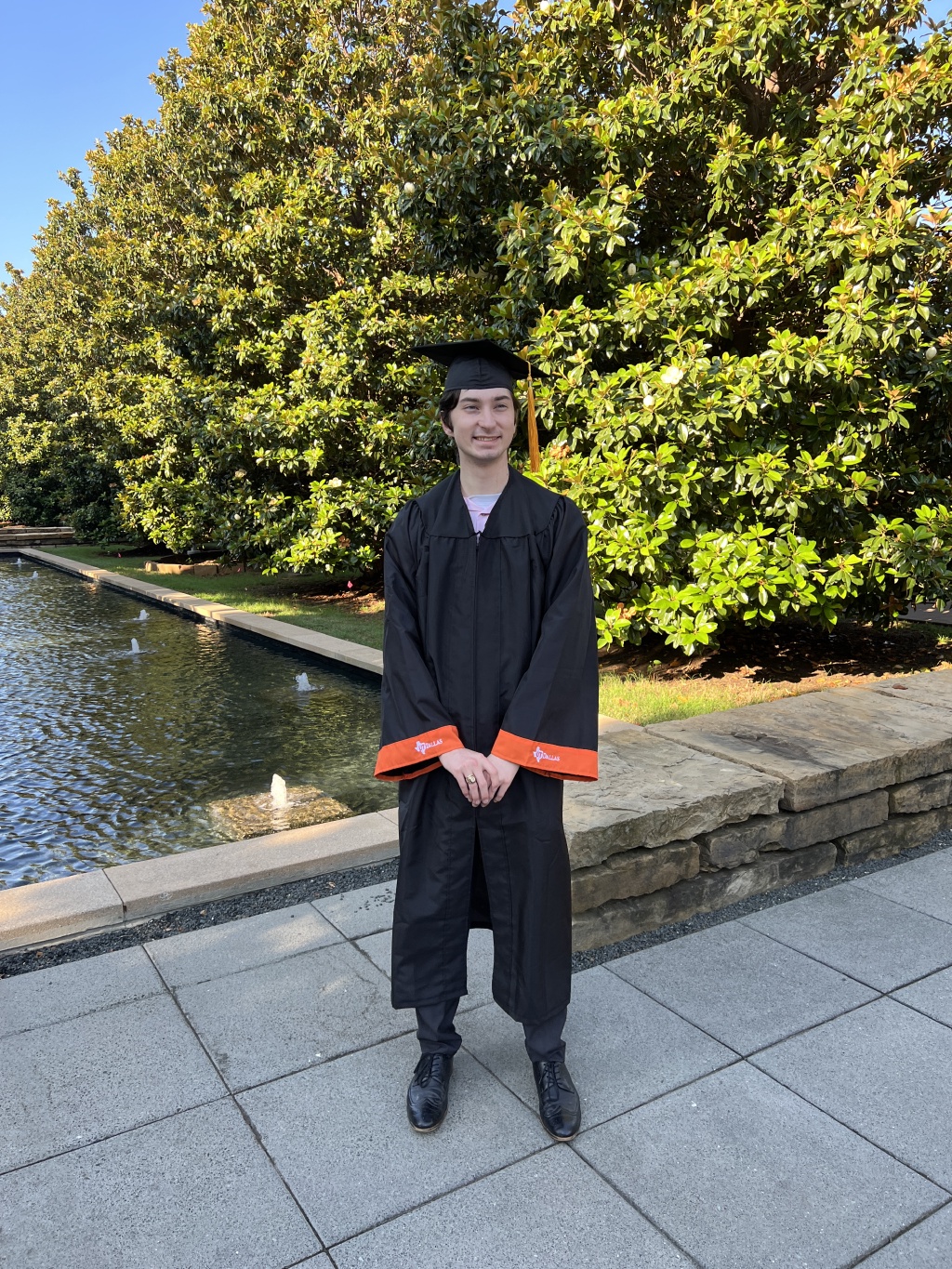 2023/05(May)/Dax-College-Graduation/1024x768_2023-05-17-Dax-UTD-College-Graduation-11.JPG