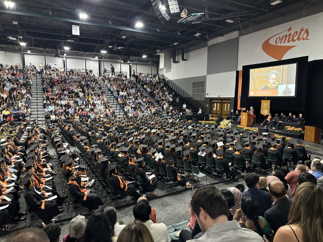 2023/05(May)/Dax-College-Graduation/640x480_2023-05-17-Dax-UTD-College-Graduation-56.JPG