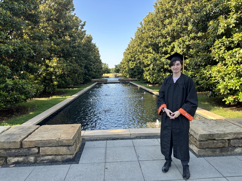 2023/05(May)/Dax-College-Graduation/800x600_2023-05-17-Dax-UTD-College-Graduation-41.JPG