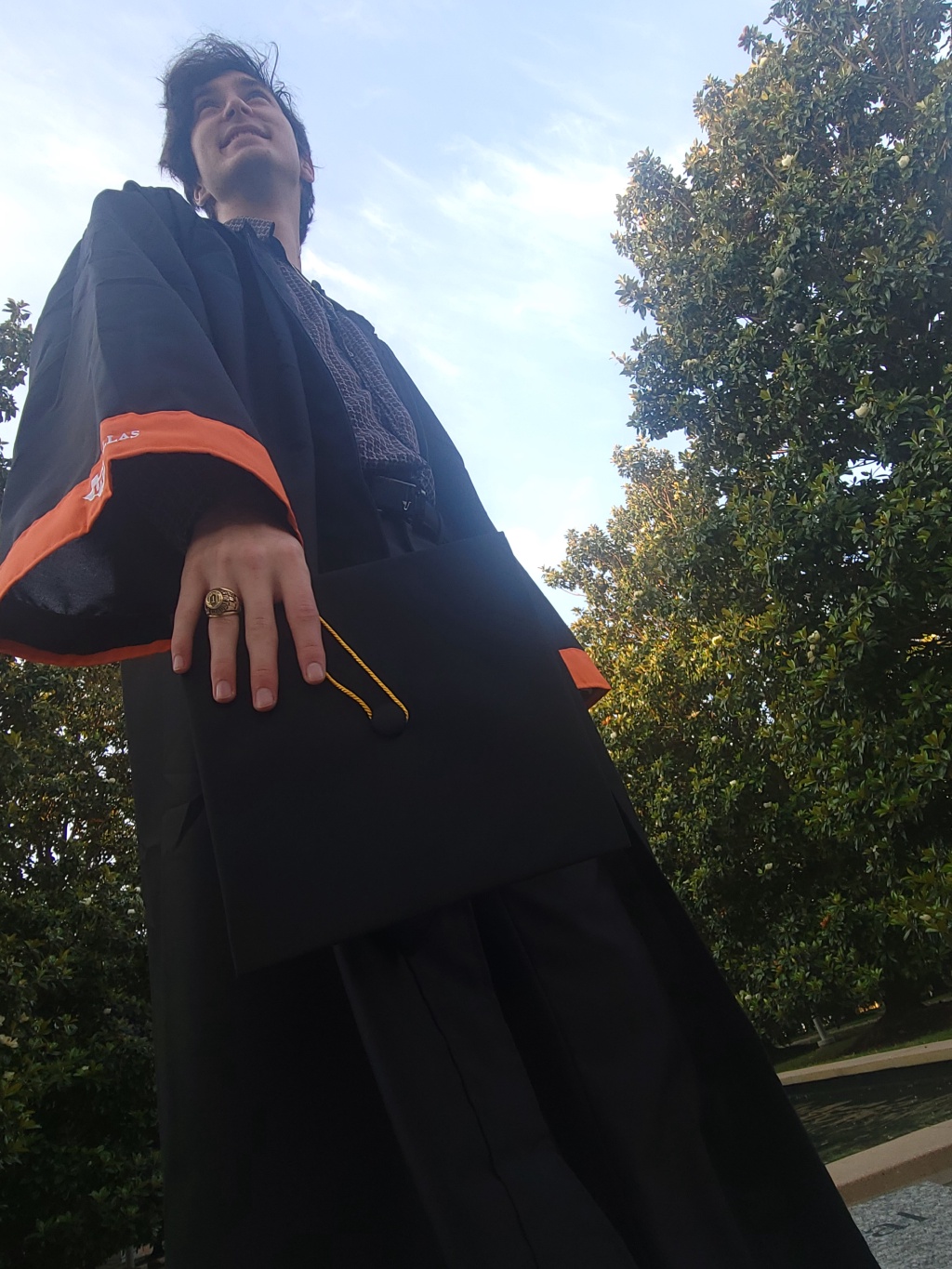 2023-05-07-Dax-Graduation-Photoshoot-32.jpg