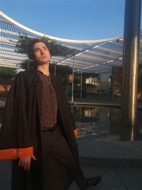 2023-05-07-Dax-Graduation-Photoshoot-09.jpg