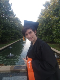 2023-05-07-Dax-Graduation-Photoshoot-21.jpg