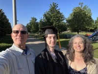 2023-05-17-Dax-UTD-College-Graduation-50-Travis-Suzi.JPG