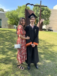 2023-05-17-Dax-UTD-College-Graduation-81-Aditi.JPG