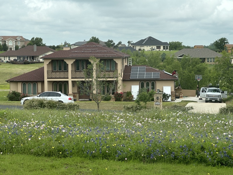 2023-05-02-Solar-Panels-on-neighbor-house.JPG