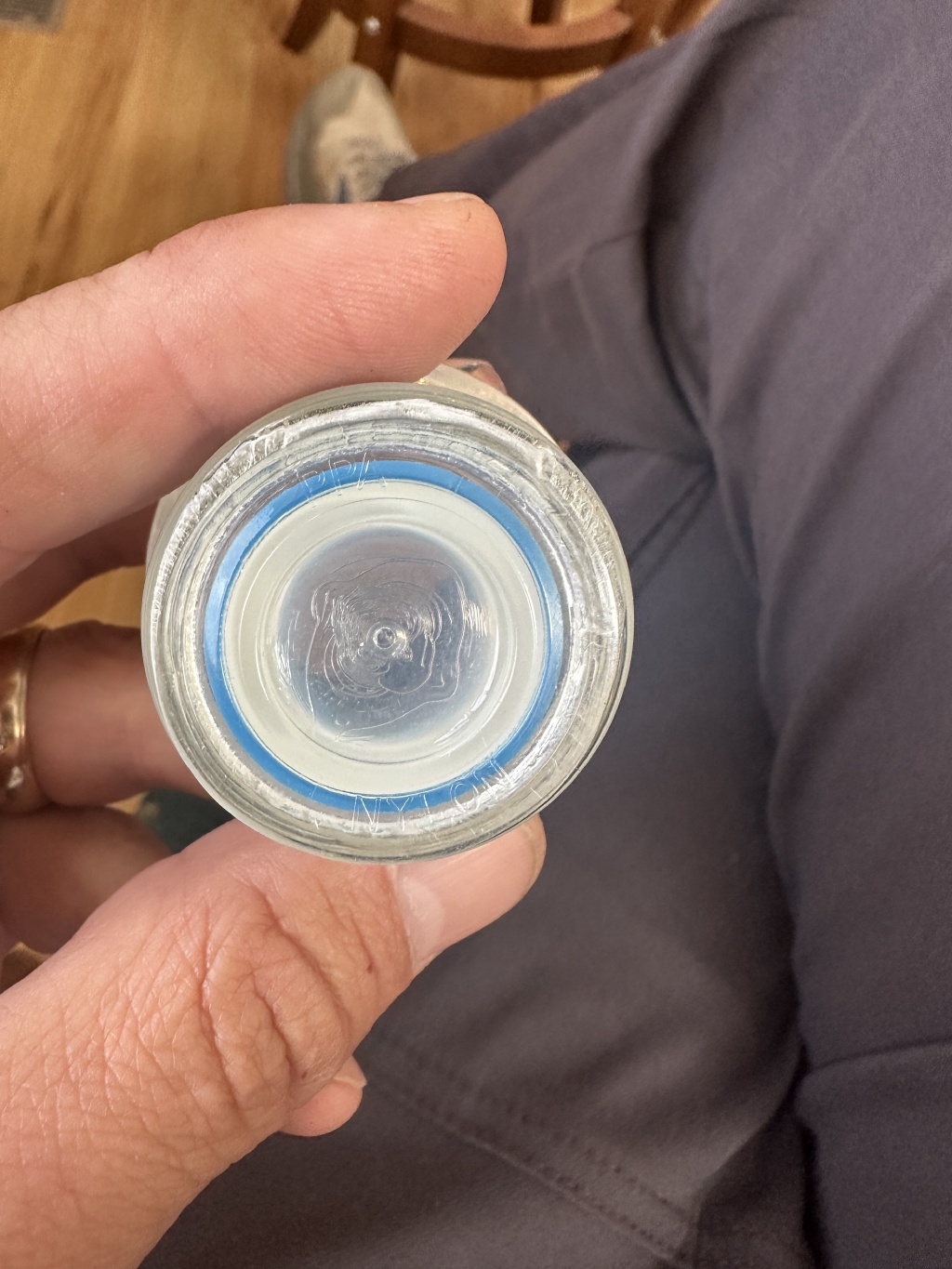 2023/05(May)/Sprinter-House-Batteries-Replaced/1024x768_2023-05-29-Sprinter-03-Water-Filter-Cracked.JPG