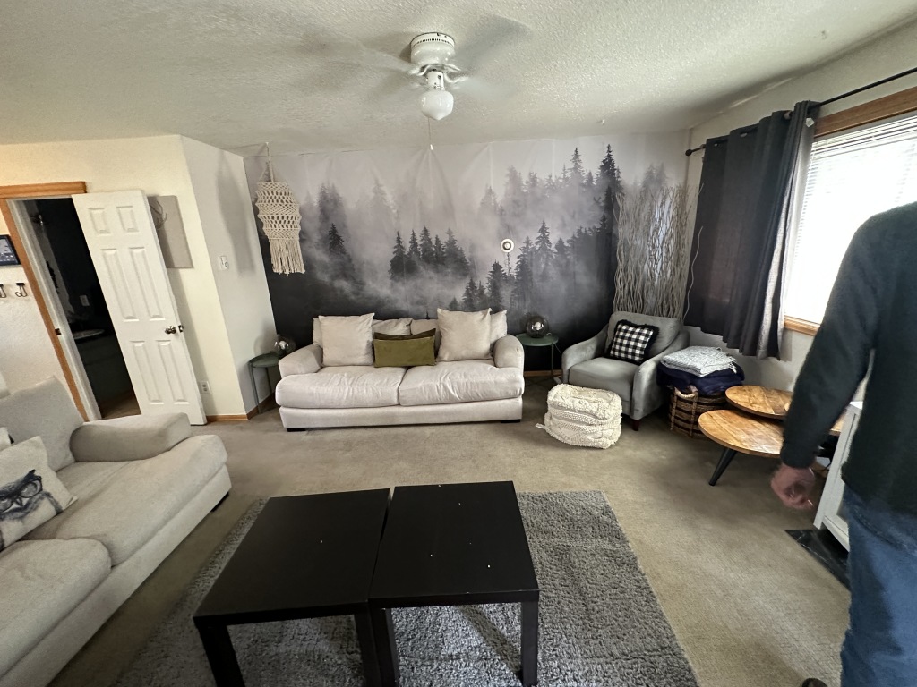 2023/06(June)/Ben-Kavita-House-Hunting/1024x768_2023-06-30-Ben-Kavita-Colorado-House-Hunting-18.JPG