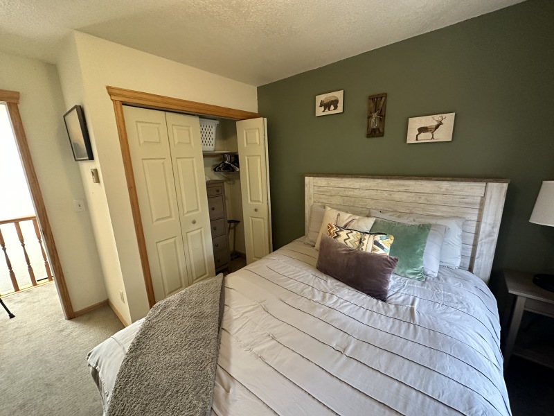 2023/06(June)/Ben-Kavita-House-Hunting/800x600_2023-06-30-Ben-Kavita-Colorado-House-Hunting-30.JPG