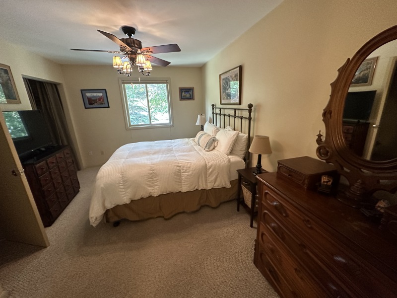 2023/06(June)/Ben-Kavita-House-Hunting/800x600_2023-06-30-Ben-Kavita-Colorado-House-Hunting-80.JPG