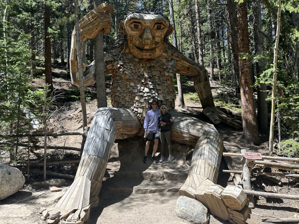 2023/06(June)/Colorado-Ben-Kavita-Stan-Steve-visit/1024x768_2023-06-25-Colorado-003-IsakHeartstoneTroll-Ben-Kavita.JPG