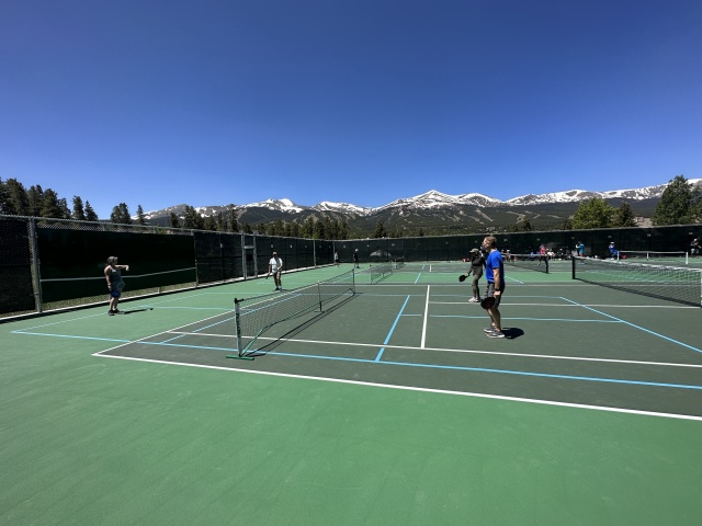 2023-06-25-Colorado-028-Pickleball-Suzi-Ren-Kavita-Ben.JPG