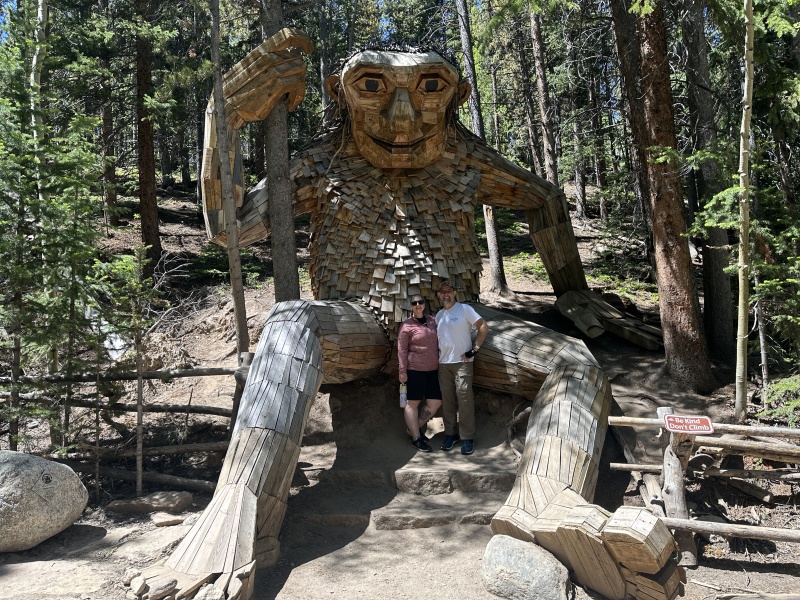 2023/06(June)/Colorado-Ben-Kavita-Stan-Steve-visit/800x600_2023-06-25-Colorado-005-IsakHeartstoneTroll-Marci-Ren.JPG